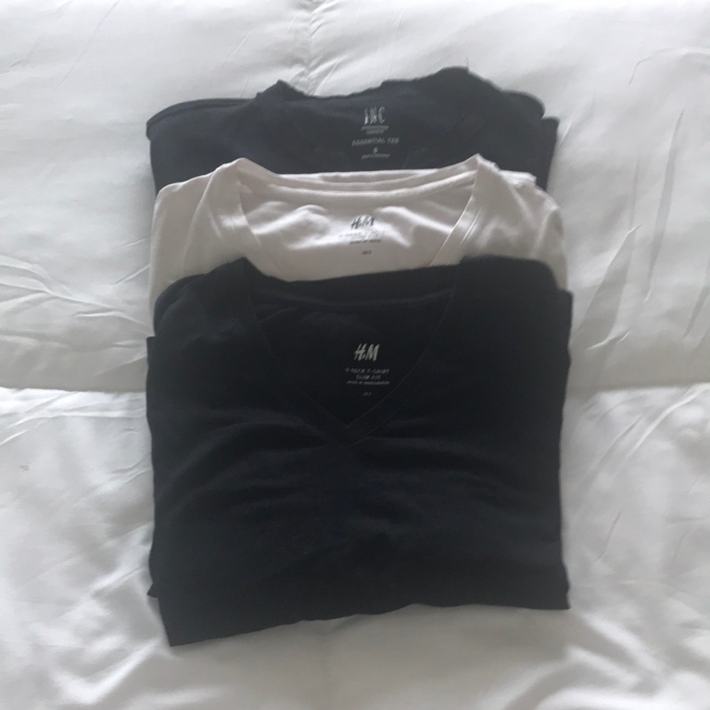 2 H&M and 1 INC vneck tshirts